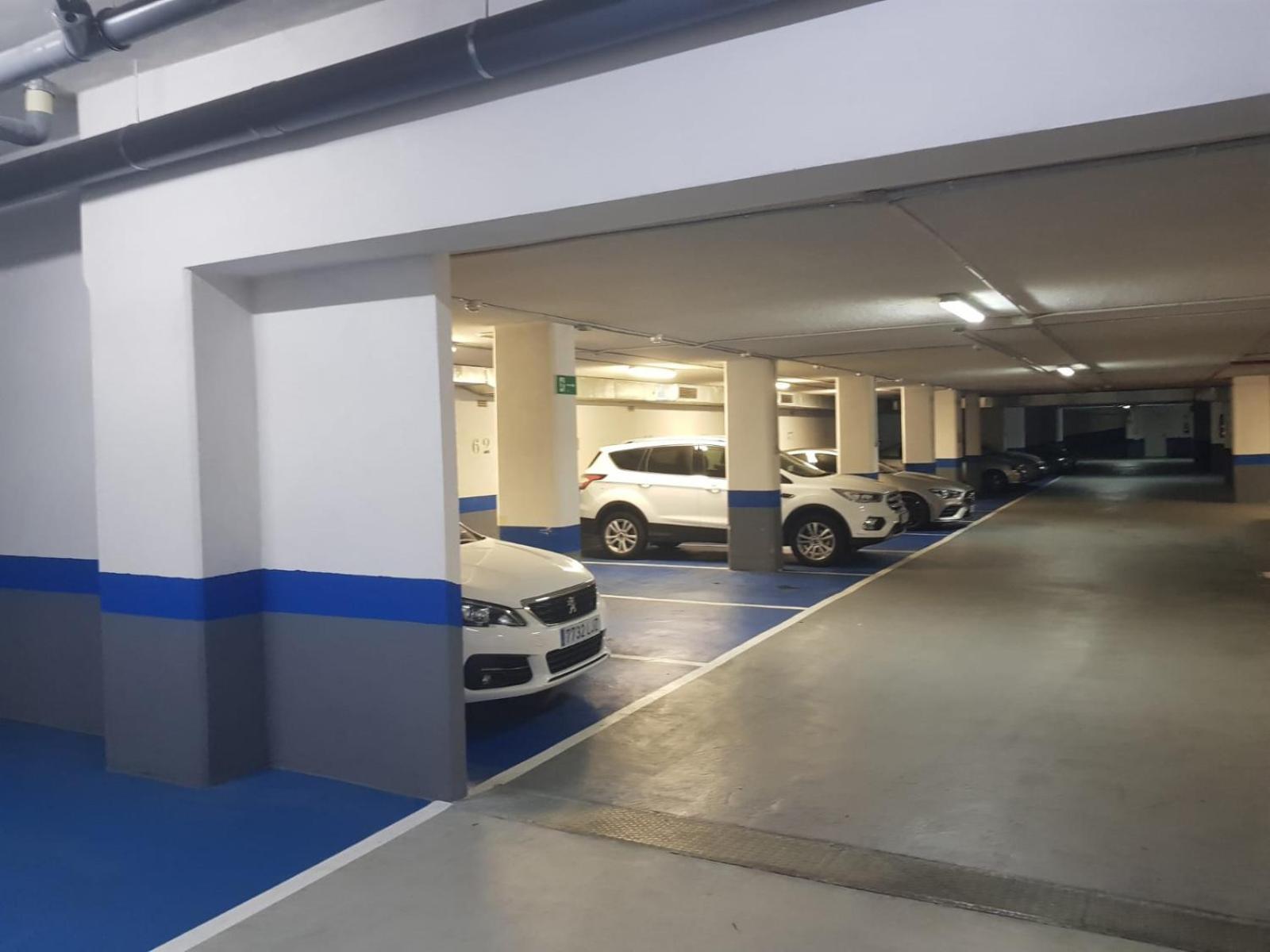 Vivienda Turistica En Bilbao La Vieja Con Wifi Y Parking Apartment Bagian luar foto