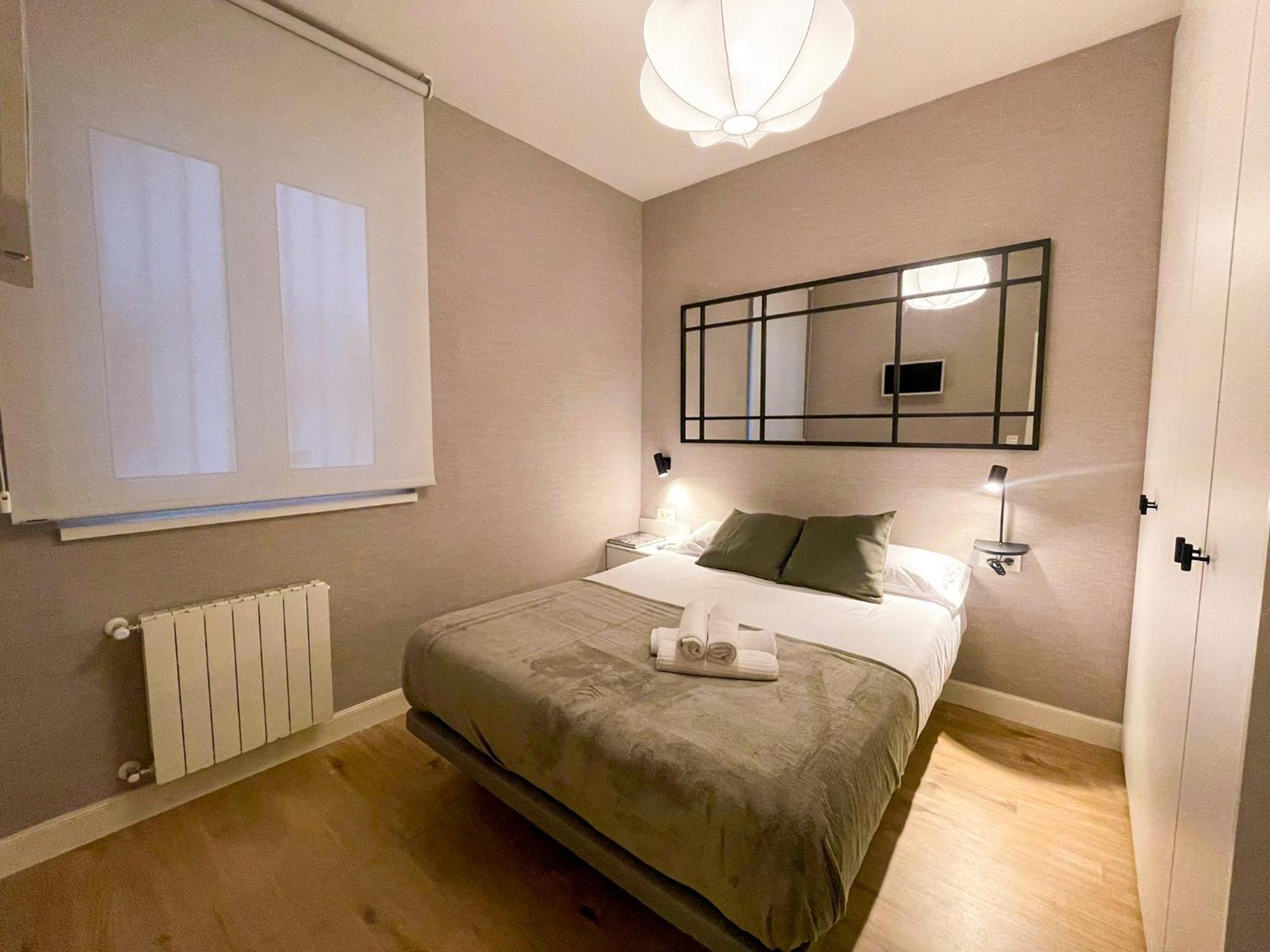 Vivienda Turistica En Bilbao La Vieja Con Wifi Y Parking Apartment Bagian luar foto